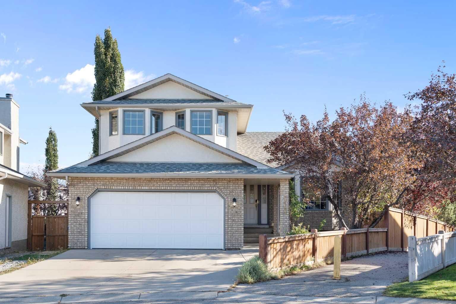 Property Photo:  315 Hawkland Place NW  AB T3G 3R4 