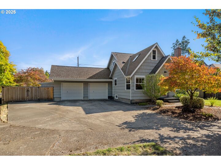 Property Photo:  7096 N Cambridge Ave  OR 97203 