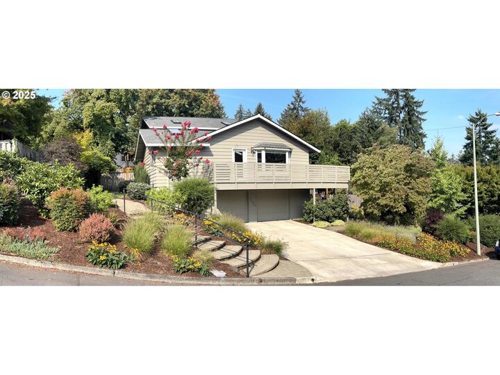 1640 Meadows Dr  Lake Oswego OR 97034 photo