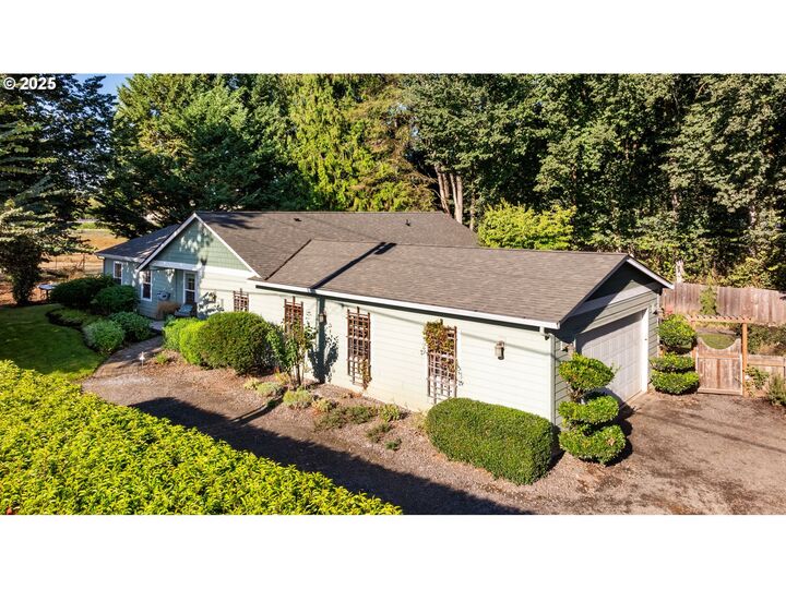 Property Photo:  15014 NE Caples Rd  WA 98606 