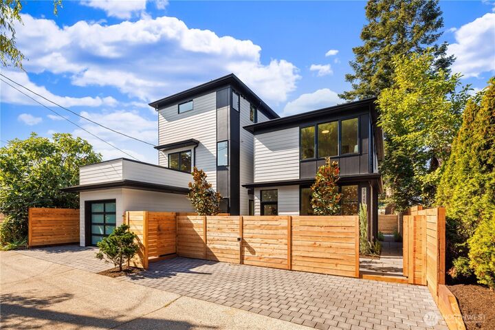 5948 B  39th Avenue SW  Seattle WA 98136 photo