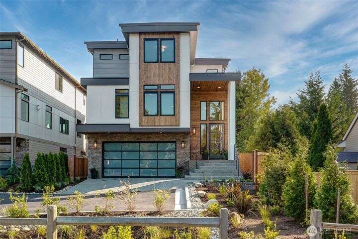 15525 NE 60th Street  Redmond WA 98052 photo