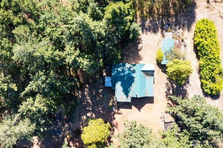 1521 NW Crosby Avenue  Oak Harbor WA 98277 photo