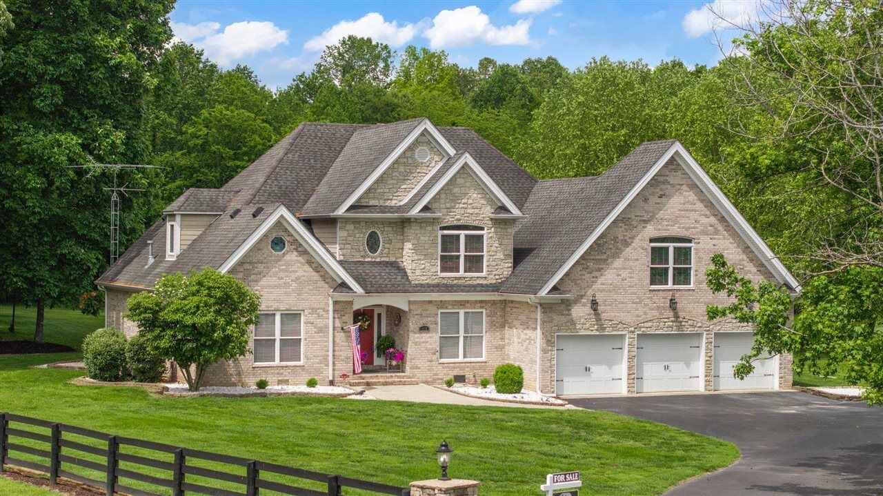 Property Photo:  113 Timber Ridge Court  KY 42122 