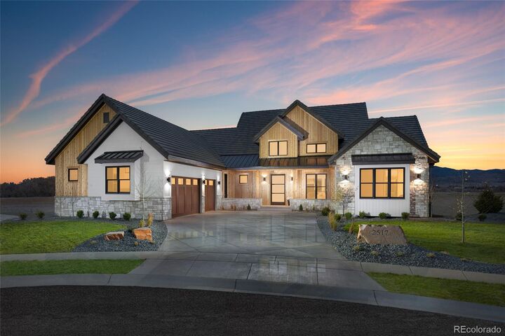 Property Photo:  2517 Southwind Road  CO 80513 