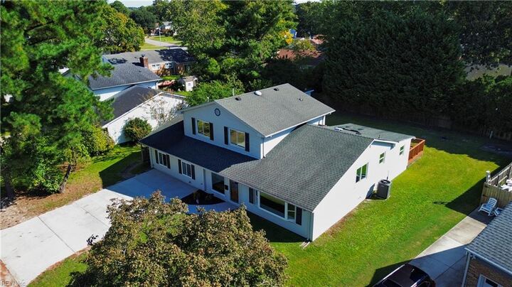Property Photo: 928 Redwood Cir VA 23464