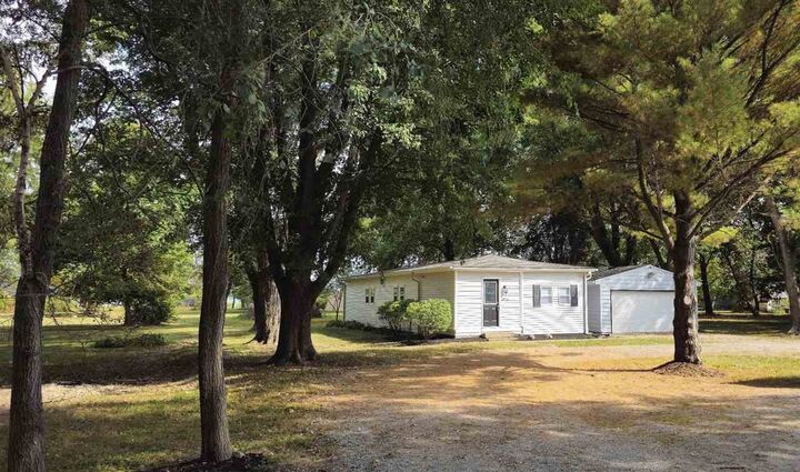 Property Photo:  4122 E Solar Drive  IN 47353 
