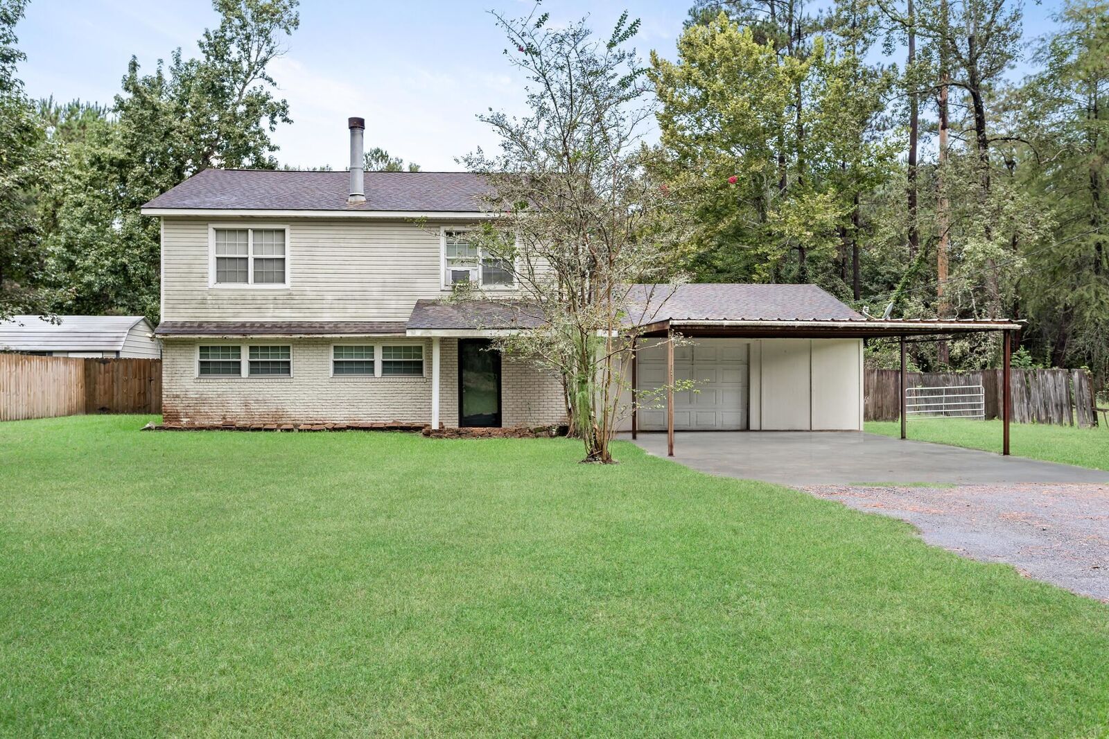 Property Photo:  455 Durdin Dr.  TX 77656 