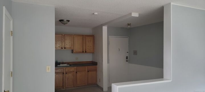 Property Photo: 40 Donna Drive C2 CT 06513