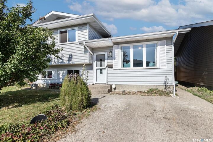 Photo de la propriété:  734 Whelan Way  SK S7L 7E5 