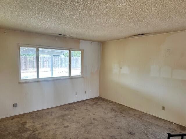 Property Photo:  3526 W Pryor Avenue  CA 93277 