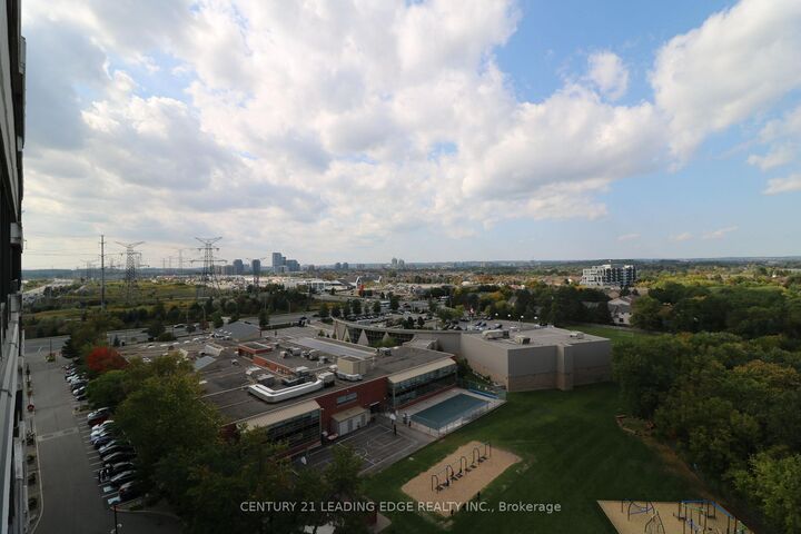 Property Photo:  8501 Bayview Avenue 1206  ON L4B 3J7 