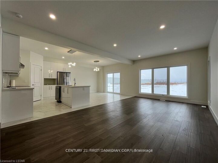 Property Photo:  11 Triebner Street  ON N0M 1S2 