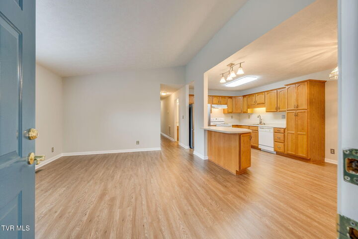 Property Photo: 937 Cornerstone Court . TN 37660