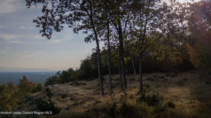 Property Photo:  326 Raycliffe  NY 12498 