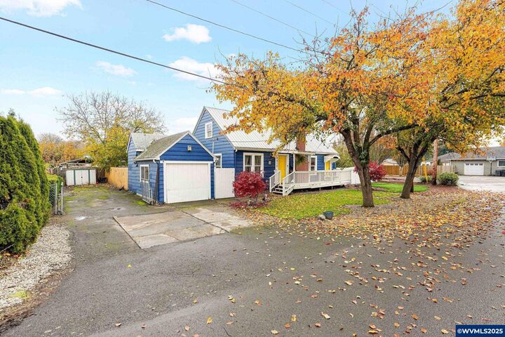 Property Photo:  4810 Rickman Rd NE  OR 97303 