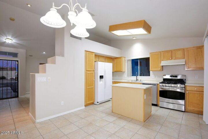 Property Photo:  19016 N 52nd Lane  AZ 85308 
