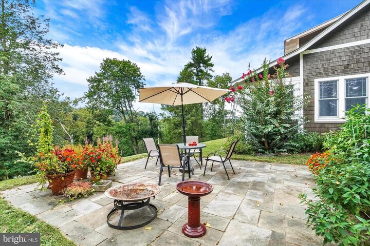 Property Photo:  4 Holly Lane  PA 17327 