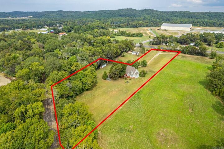 Property Photo:  4838 Malvern Road  AR 71901 