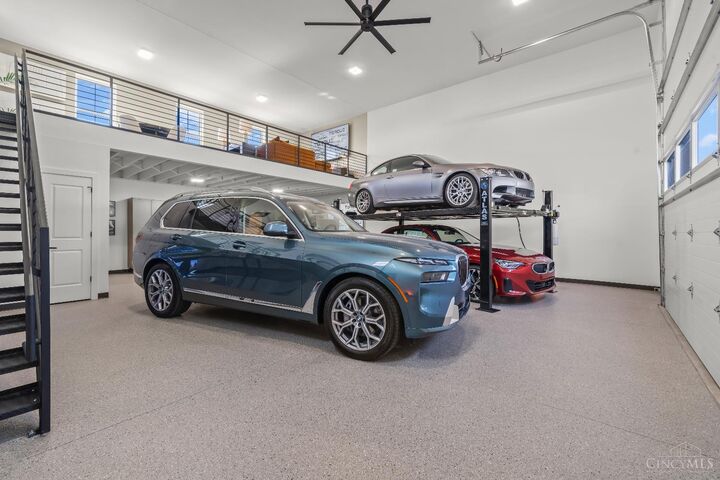 Property Photo: 4477 Thirty Fourth Avenue OH 45209