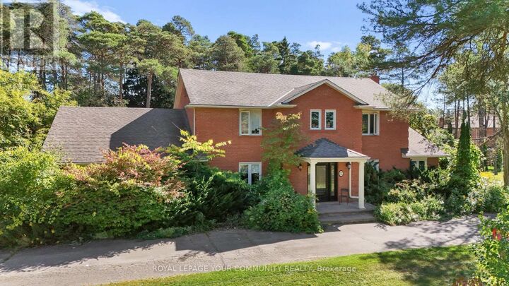 Photo de la propriété: 52 Beaufort Hills Road ON L4E 2N1