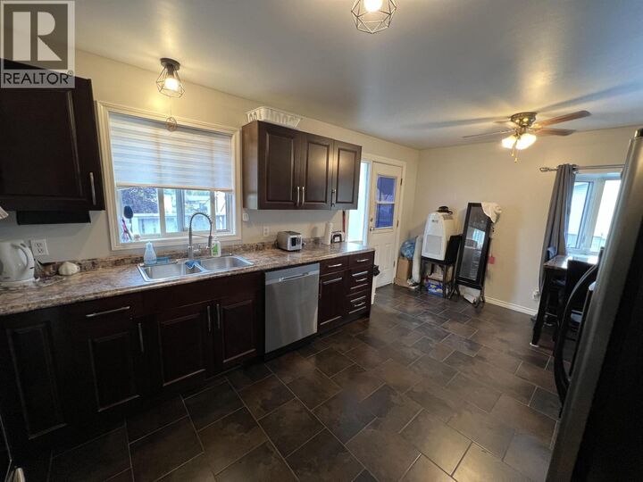 Photo de la propriété: 5524 48 Street BC V0C 1R0