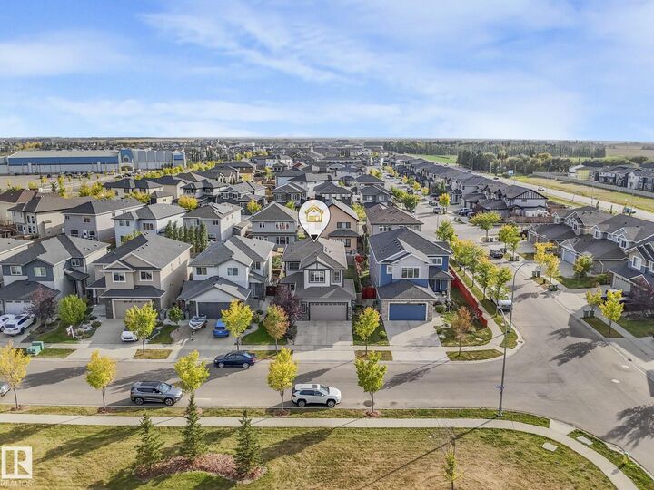 Property Photo:  6611 54 Avenue  AB T4X 2A2 