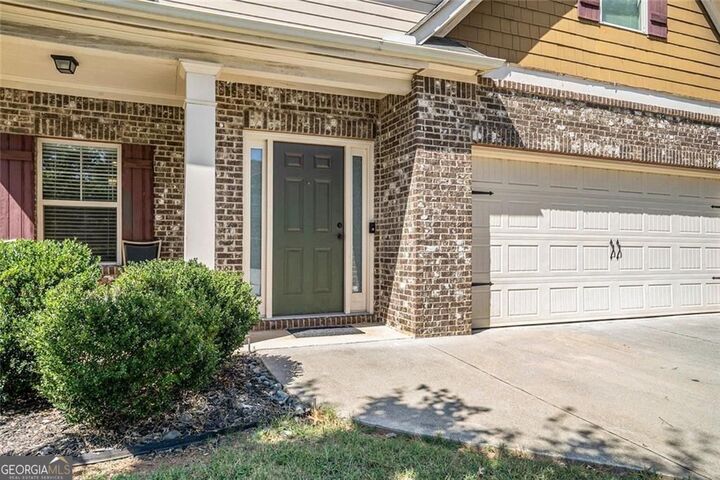 Property Photo:  2613 Kolb Manor Circle SW  GA 30008 
