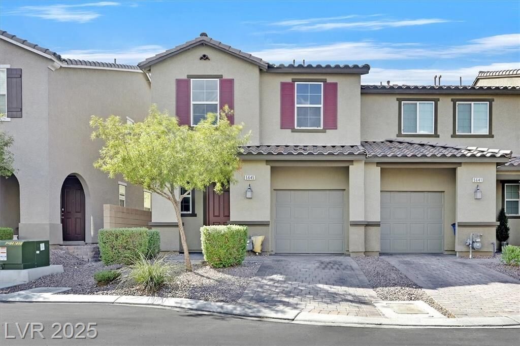 Property Photo: 5645 Warm Light Street NV 89118