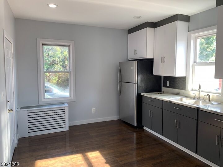 Property Photo: 214 21st St NJ 07111