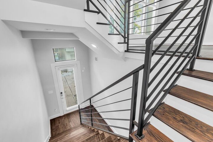 Property Photo:  1724 Ovid Street  TX 77007 