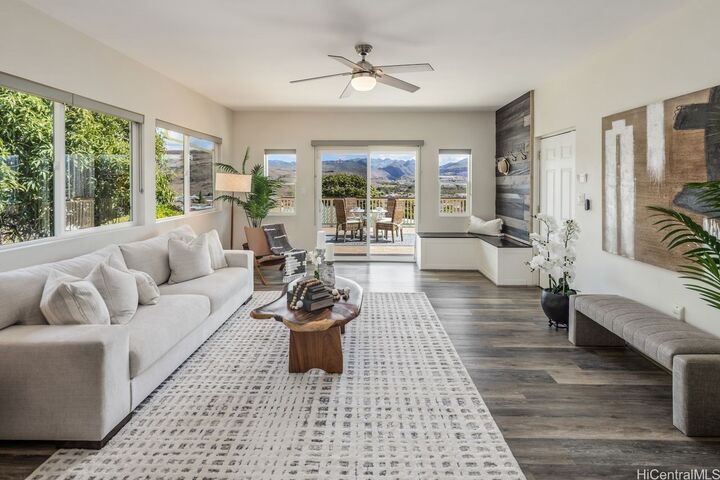 3376 Ala Laulani Street  Honolulu HI 96818 photo