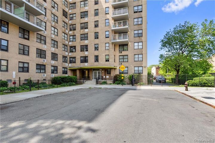 1966 Newbold Avenue 108  Bronx NY 10472 photo