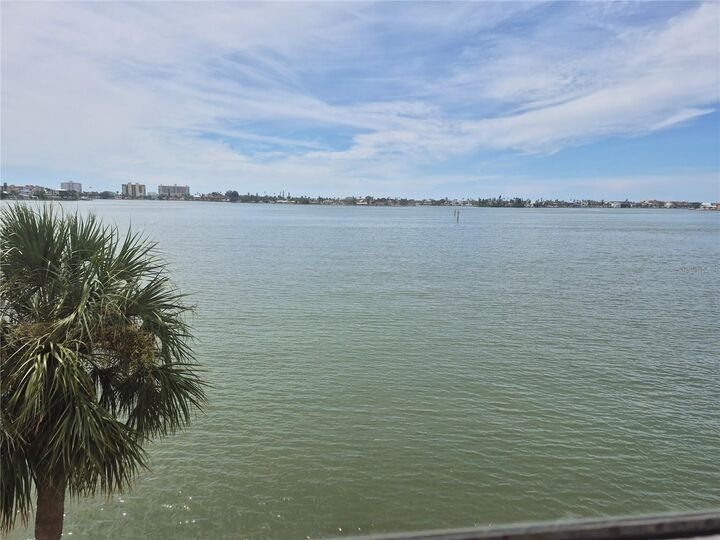 Property Photo: 4750 Cove Circle 304 FL 33708
