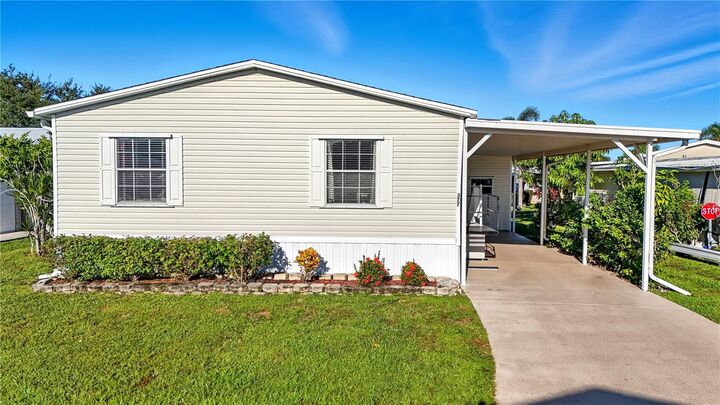 Property Photo:  1000 Kings Highway 377  FL 33980 