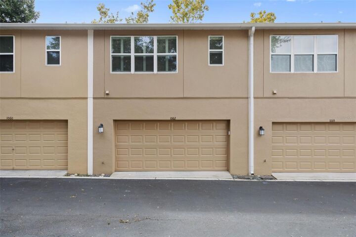 Property Photo:  1062 Winglewood  FL 32714 
