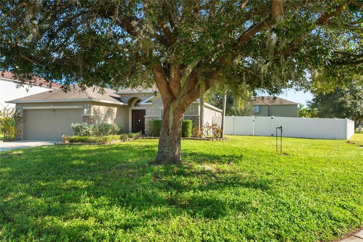 Property Photo:  4741 Preserve Boulevard  FL 34772 