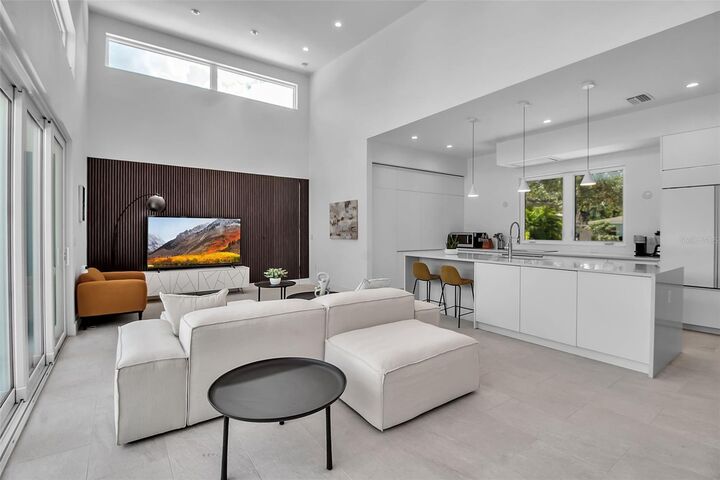 Property Photo:  2231 Wood Street  FL 34237 
