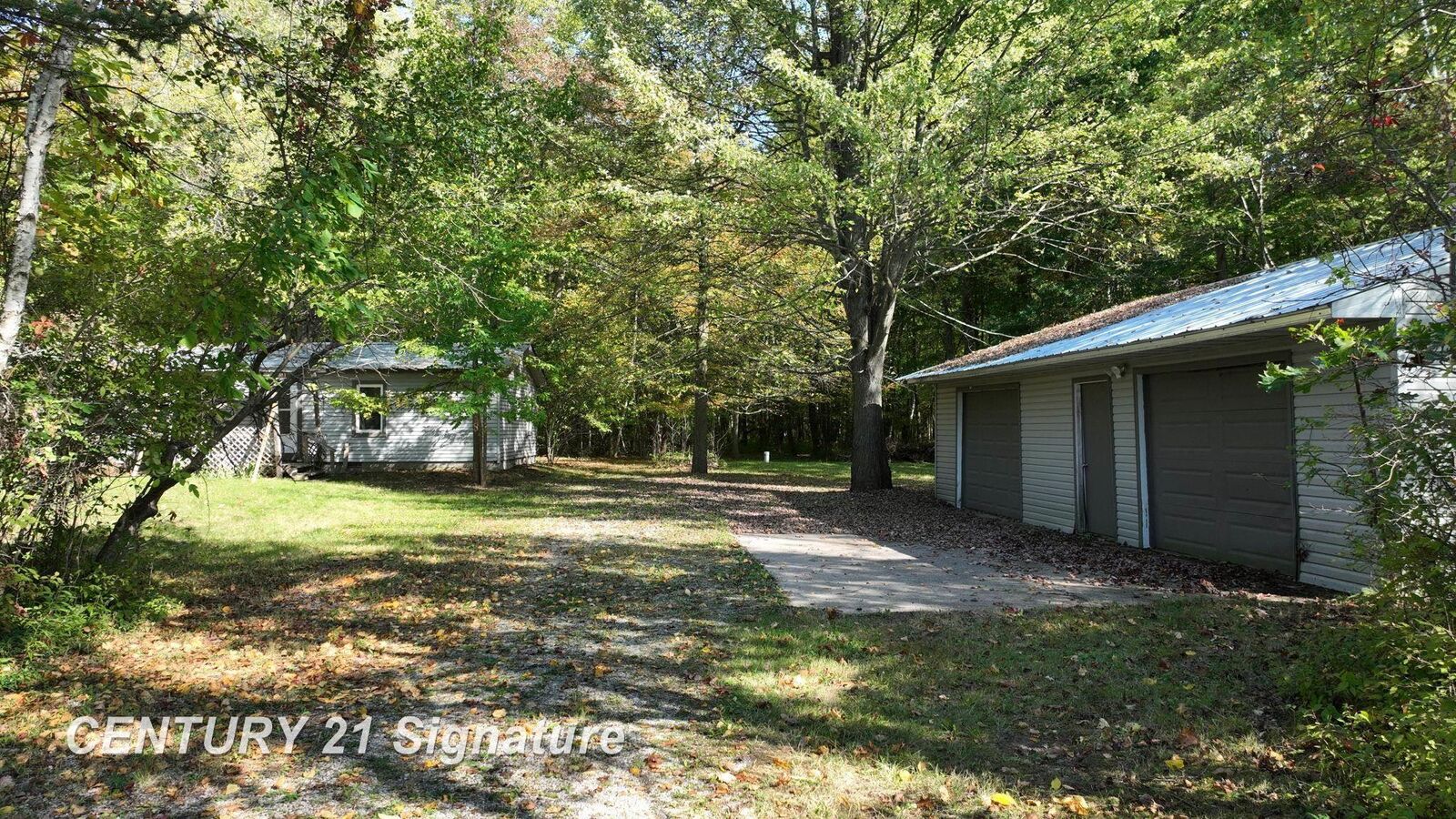 Property Photo:  3143 S Homer Road  MI 48637 