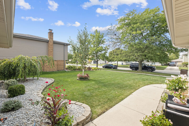 Property Photo: 16439 Cherry Hill Avenue IL 60487