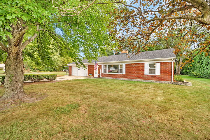 4450 State Route 71  Oswego IL 60543 photo