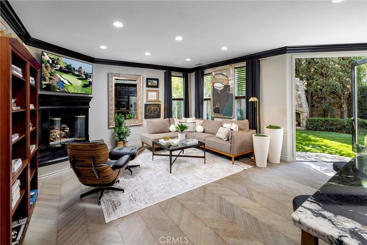 Property Photo: 8 Upland CA 92602