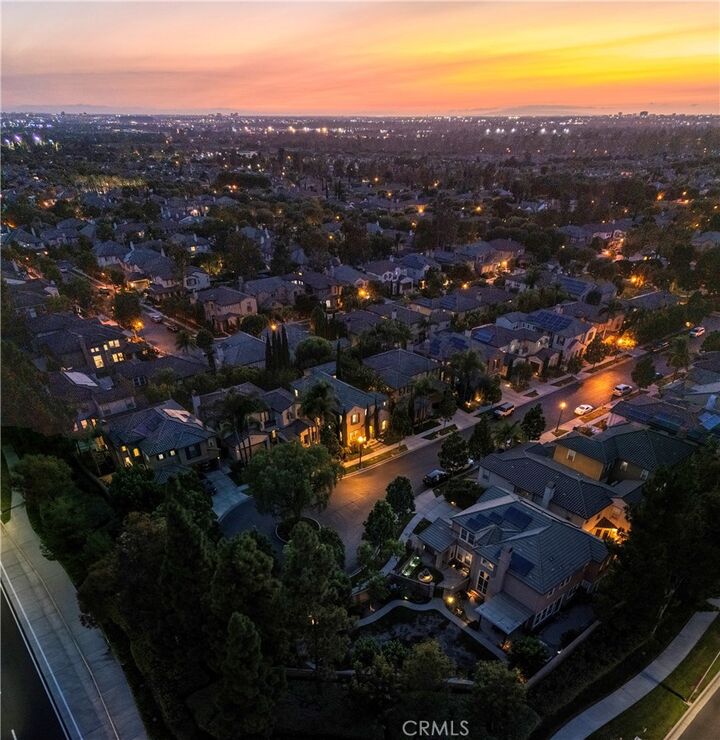 Property Photo:  8 Upland  CA 92602 