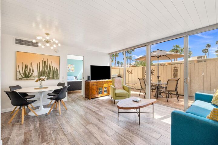 1111 E Palm Canyon Drive 104  Palm Springs CA 92264 photo
