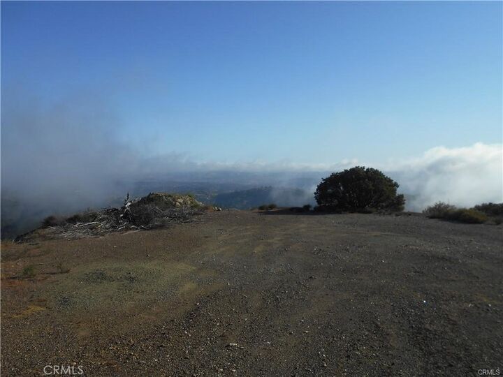 Property Photo: 14105 County Kerry Lane CA 93422