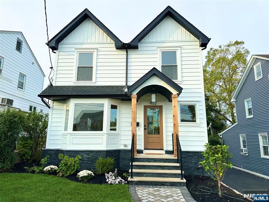 Property Photo:  432 Innes Road  NJ 07075 
