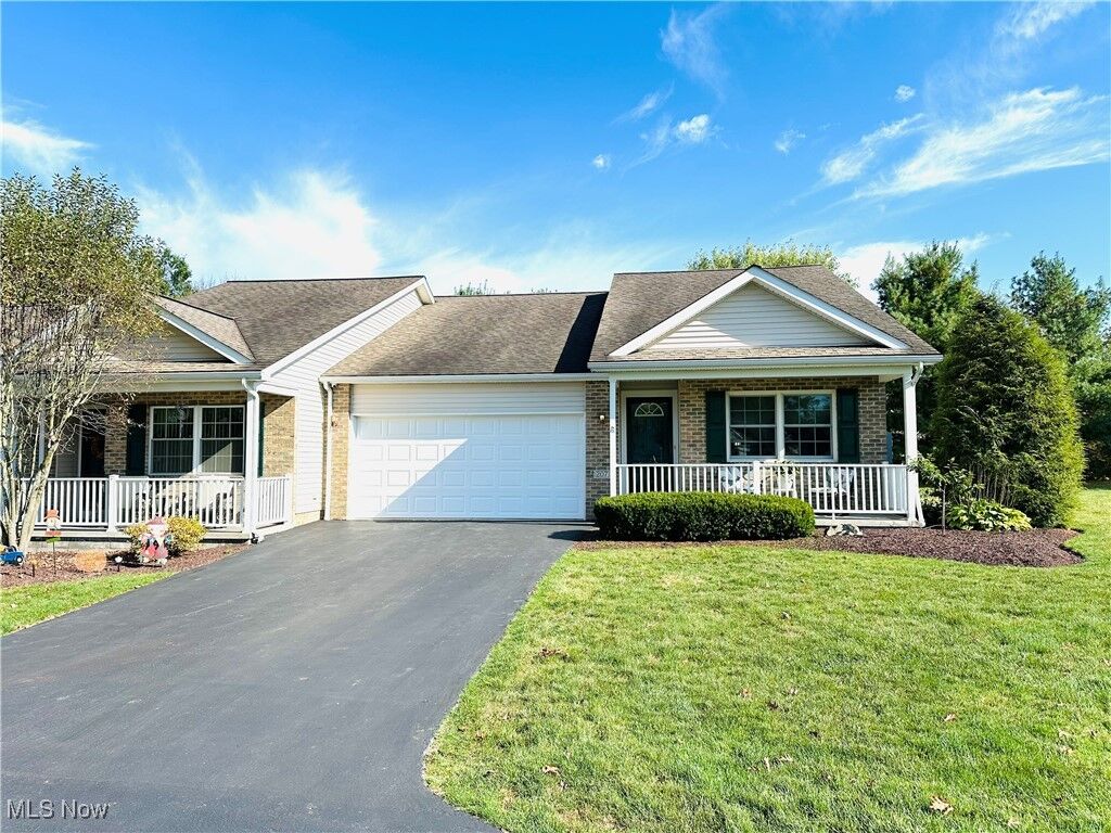 Property Photo:  207 Hidden Trail Drive  OH 44483 
