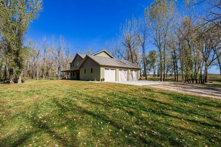Property Photo: 996 190th Street N MN 56549