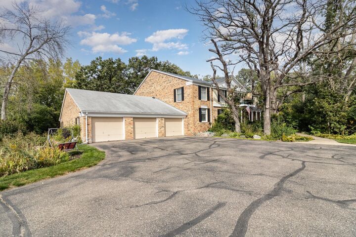 Property Photo: 1345 Crestridge Lane 102 MN 55123