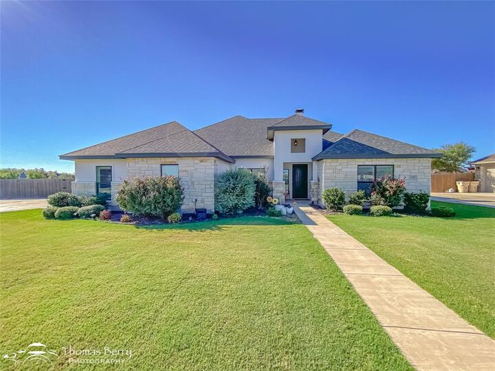 Property Photo: 125 Dorado Court TX 79602